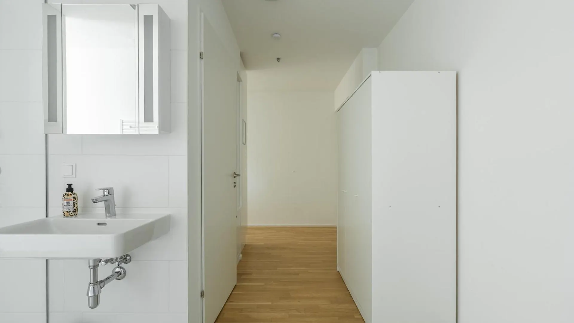 Apartment Whats-App Self-Check-In - Paerchen Wohnung Am Hauptbahnhof Wien