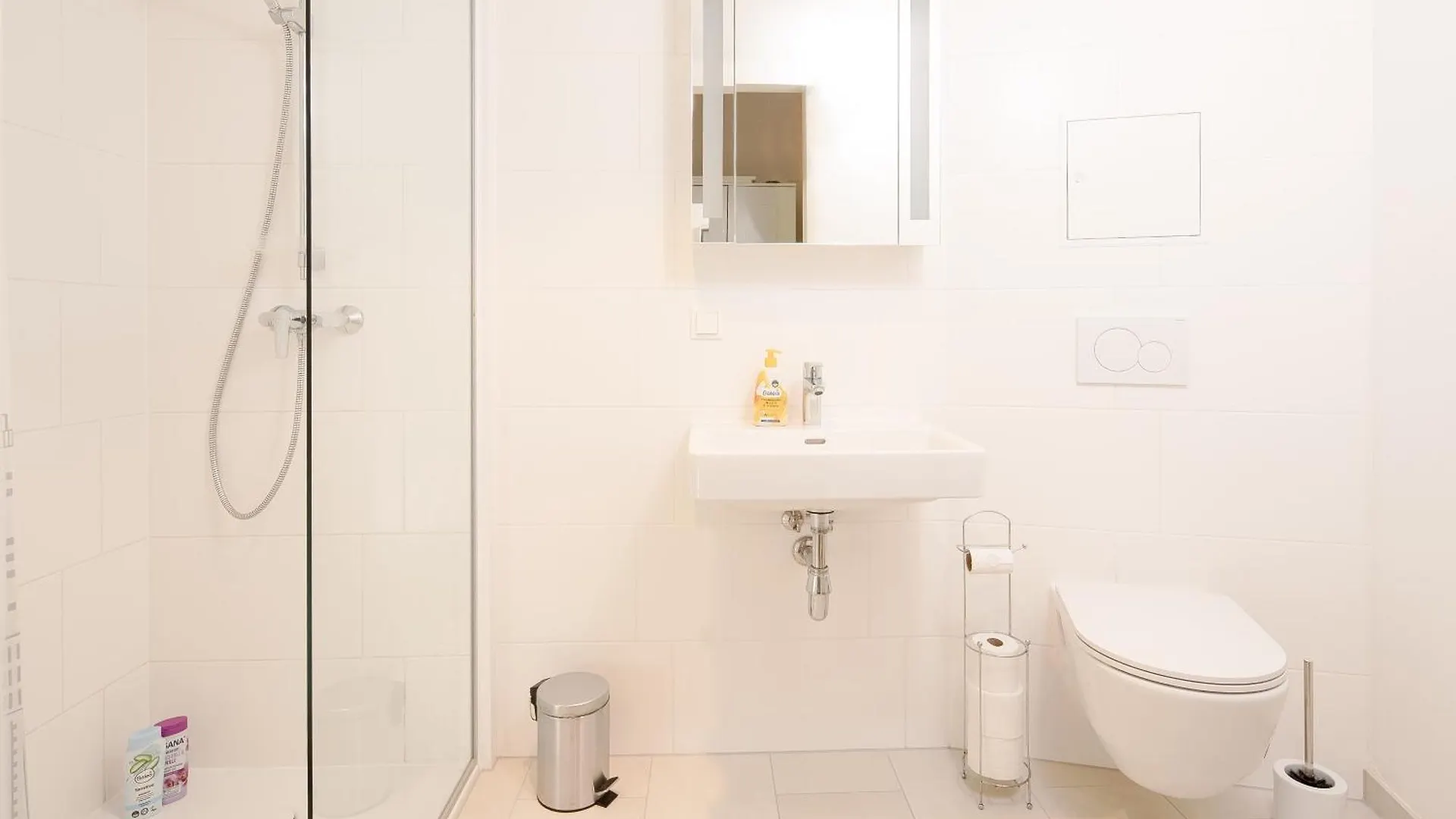 Whats-App Self-Check-In - Paerchen Wohnung Am Hauptbahnhof Wien Apartment
